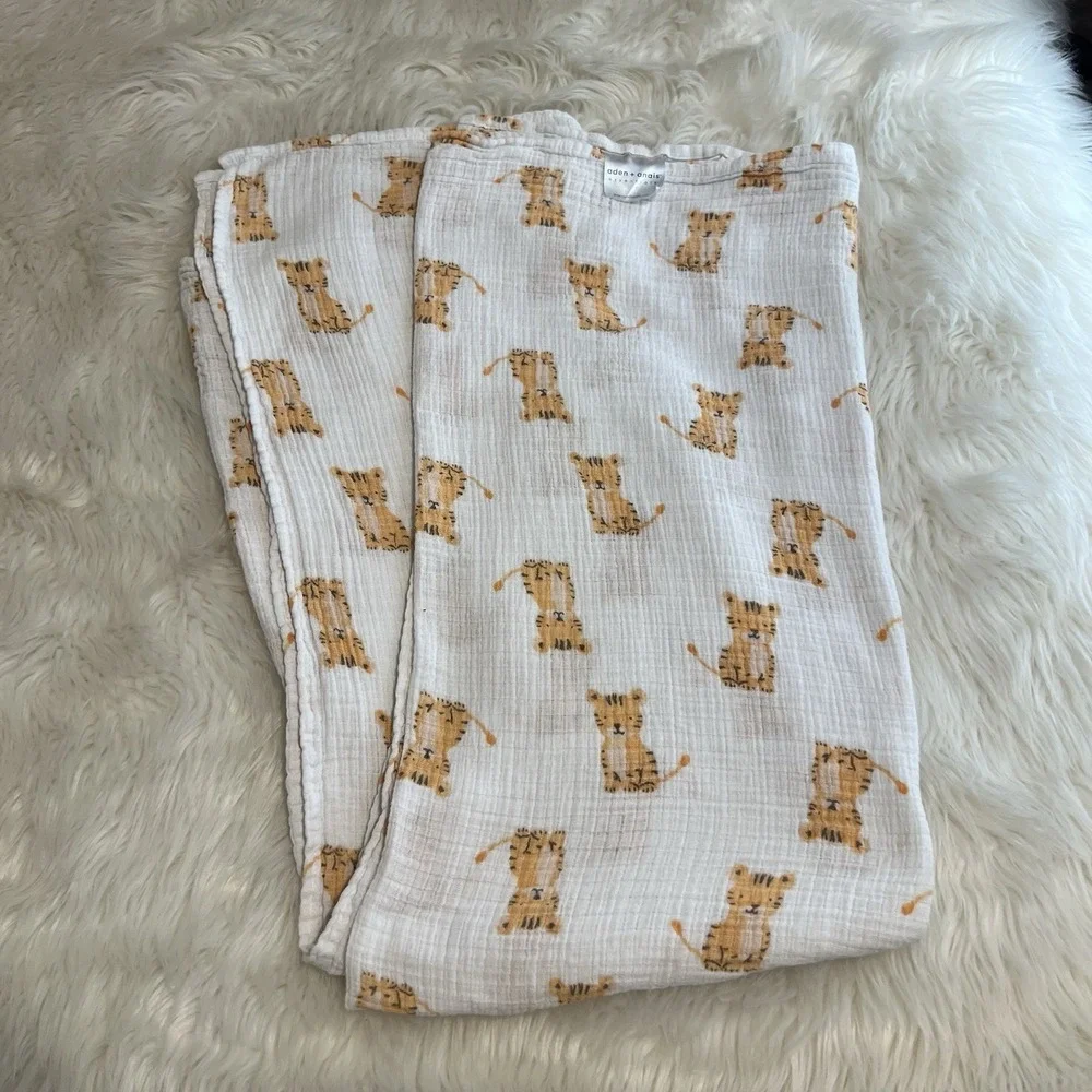 Aden + Anais Essentials Tiger Print Cotton Muslin Swaddle Blanket White Orange